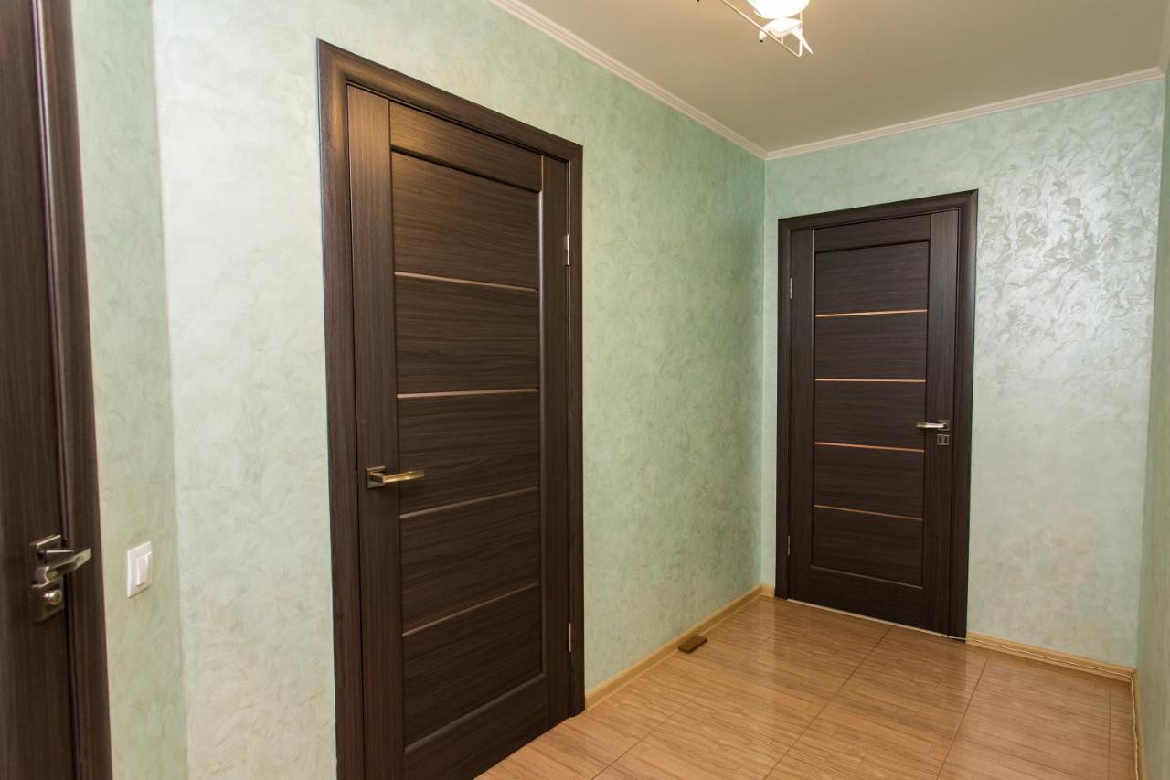 Подобово В Центрі Поряд Жд Ternopil Extérieur photo